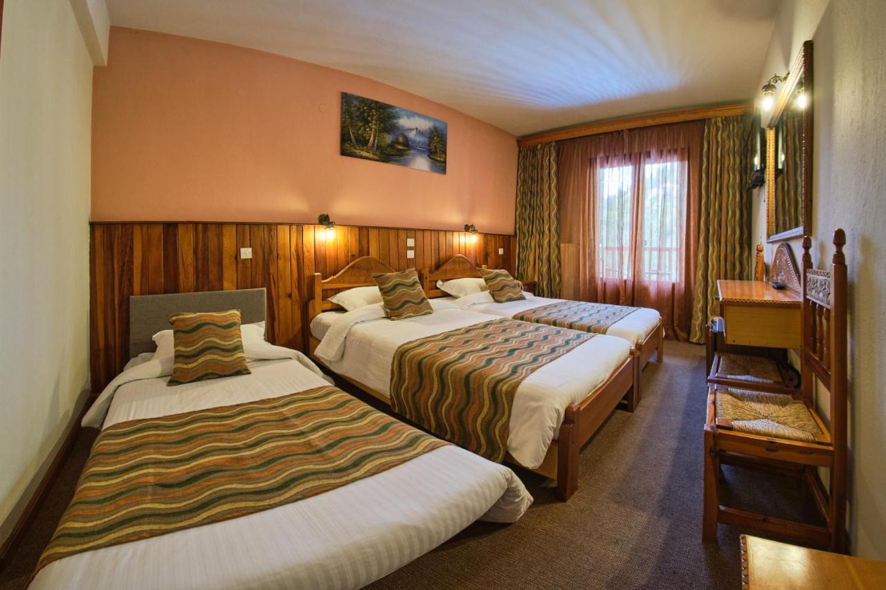 מצובון Hotel Victoria מראה חיצוני תמונה