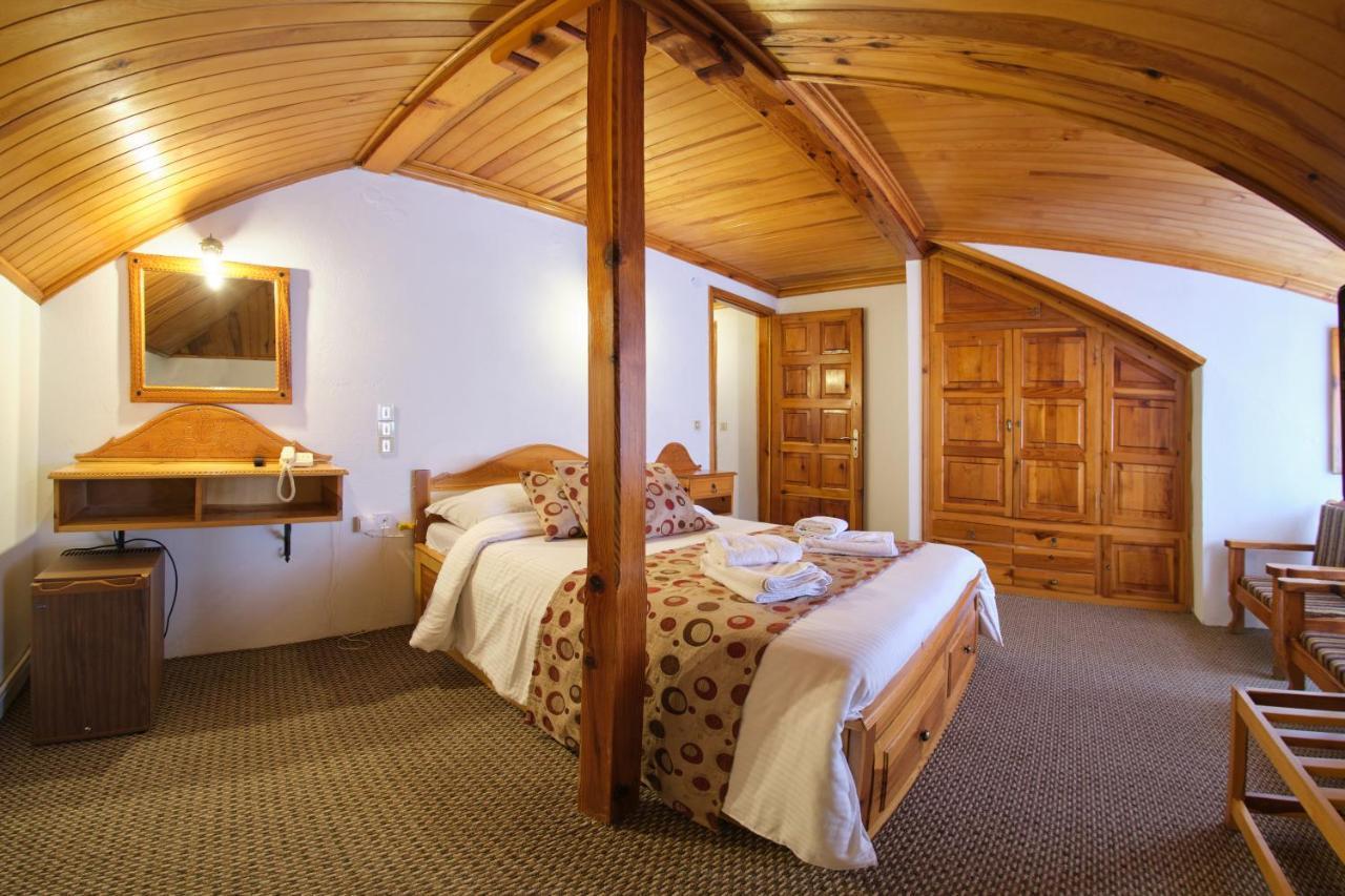מצובון Hotel Victoria מראה חיצוני תמונה